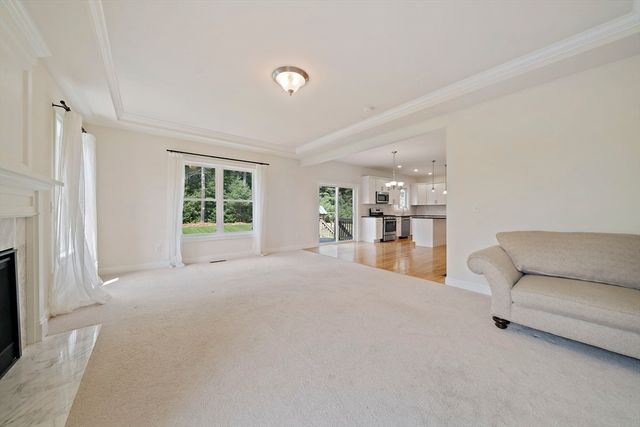 42 Magnolia Way, Bridgewater, MA 02324