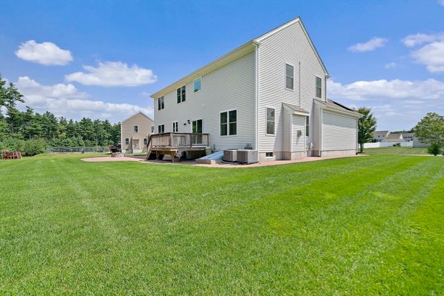 42 Magnolia Way, Bridgewater, MA 02324