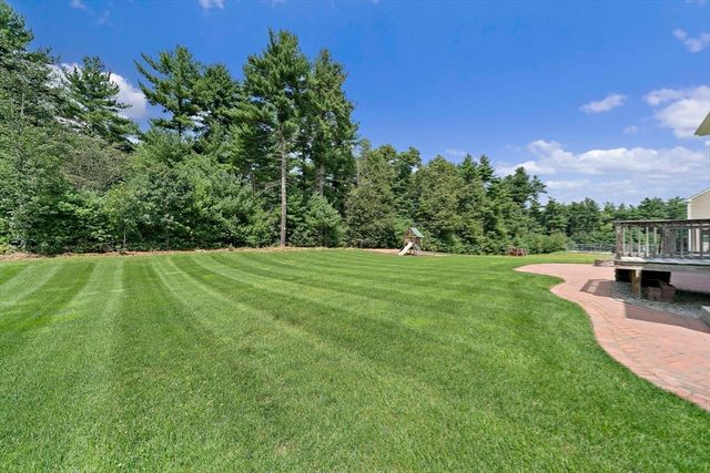 42 Magnolia Way, Bridgewater, MA 02324