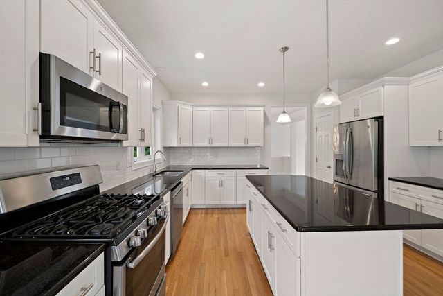 42 Magnolia Way, Bridgewater, MA 02324