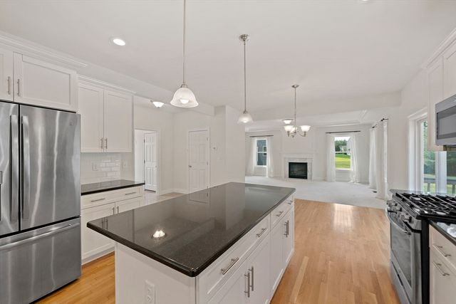 42 Magnolia Way, Bridgewater, MA 02324