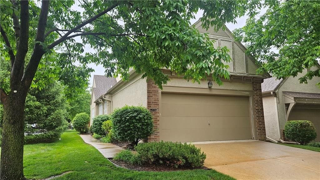 6316 W 145th Street, Overland Park, KS 66223