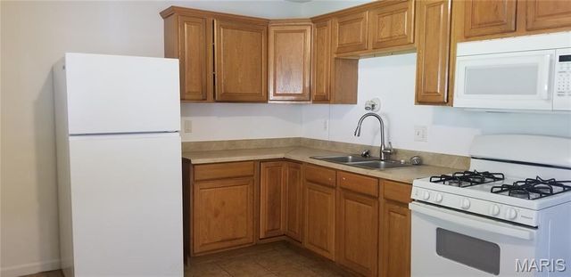 41 Scarlet Drive, Belleville, IL 62220