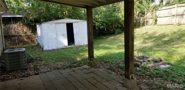 41 Scarlet Drive, Belleville, IL 62220