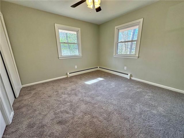 104 Jethro LN, Yorktown, VA 23692