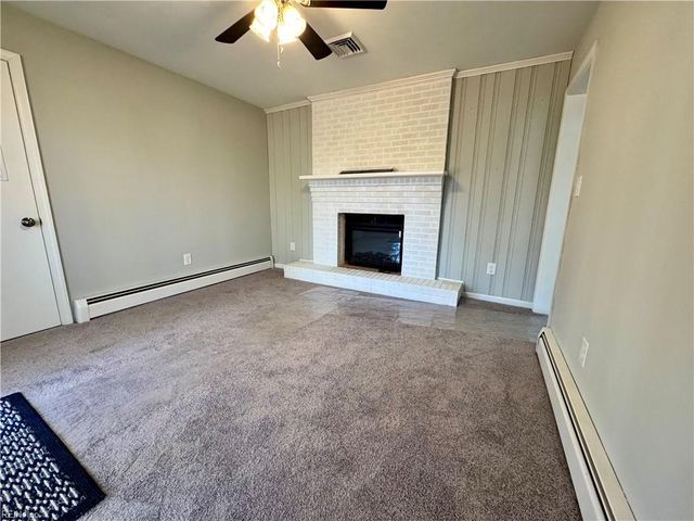 104 Jethro LN, Yorktown, VA 23692