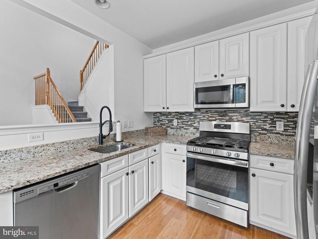 186 CHANCELLOR DR, Deptford, NJ 08096