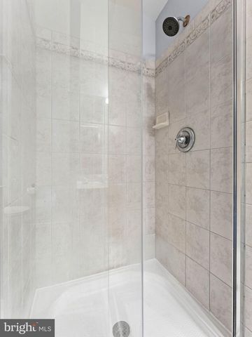 186 CHANCELLOR DR, Deptford, NJ 08096
