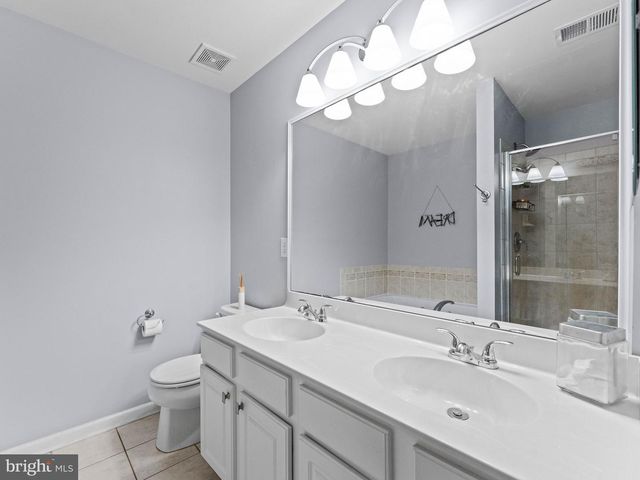 186 CHANCELLOR DR, Deptford, NJ 08096