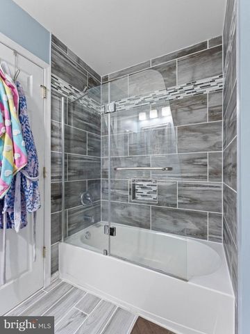 186 CHANCELLOR DR, Deptford, NJ 08096