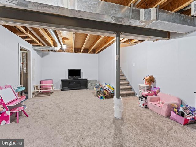 186 CHANCELLOR DR, Deptford, NJ 08096