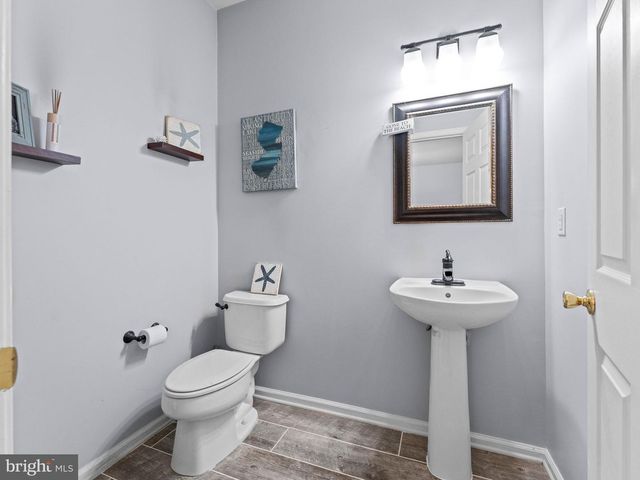 186 CHANCELLOR DR, Deptford, NJ 08096