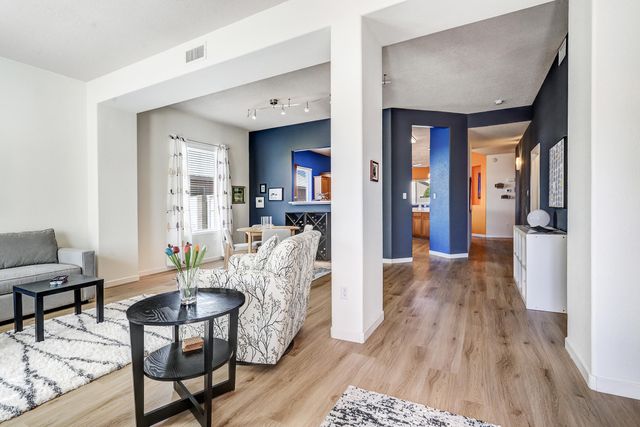 556 Minturn Court NE, Rio Rancho, NM 87124