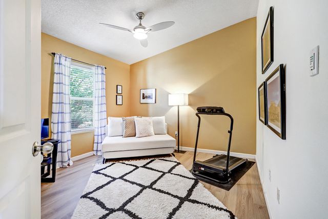 556 Minturn Court NE, Rio Rancho, NM 87124