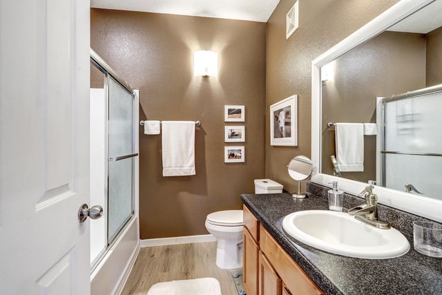 556 Minturn Court NE, Rio Rancho, NM 87124