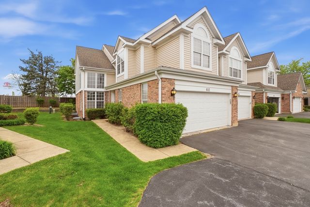 612 Citadel Drive, Westmont, IL 60559
