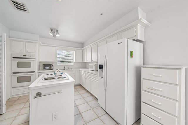 8911 Pine Shores Drive, Humble, TX 77346