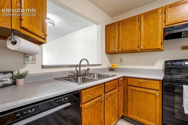 513 Shady Crest Circle, Colorado Springs, CO 80916