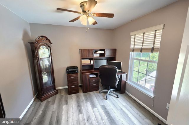 448 EL VISTA DR, Hanover, PA 17331