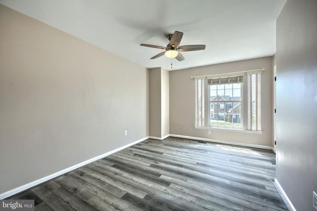 448 EL VISTA DR, Hanover, PA 17331