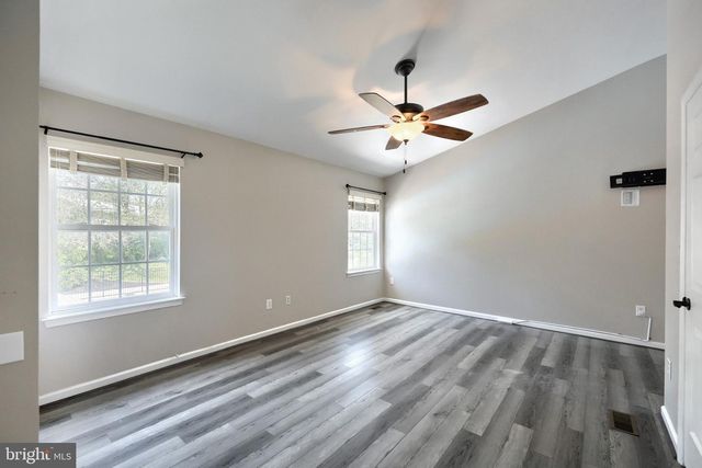 448 EL VISTA DR, Hanover, PA 17331
