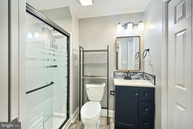 448 EL VISTA DR, Hanover, PA 17331