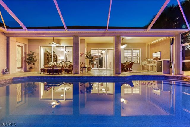 2205 SE 16th ST, Cape Coral, FL 33990