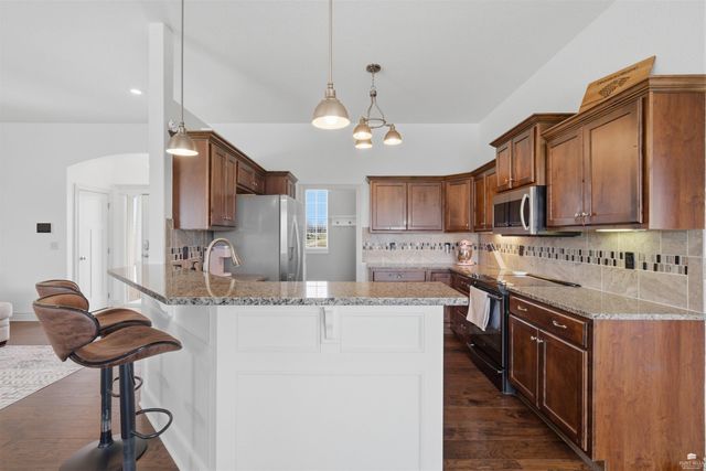 9786 Heather Lane, Manhattan, KS 66502