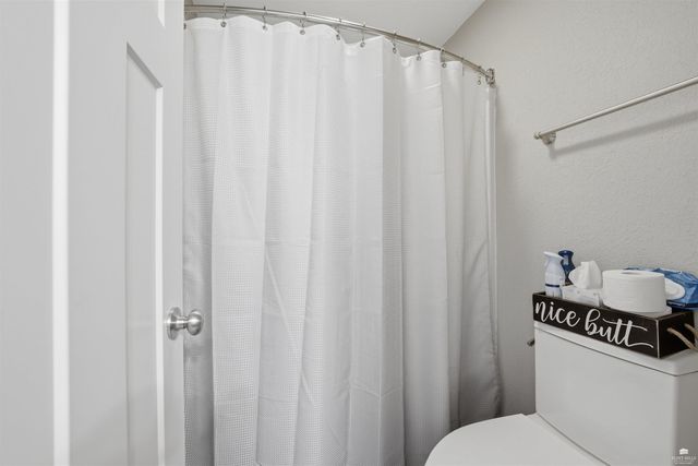 9786 Heather Lane, Manhattan, KS 66502