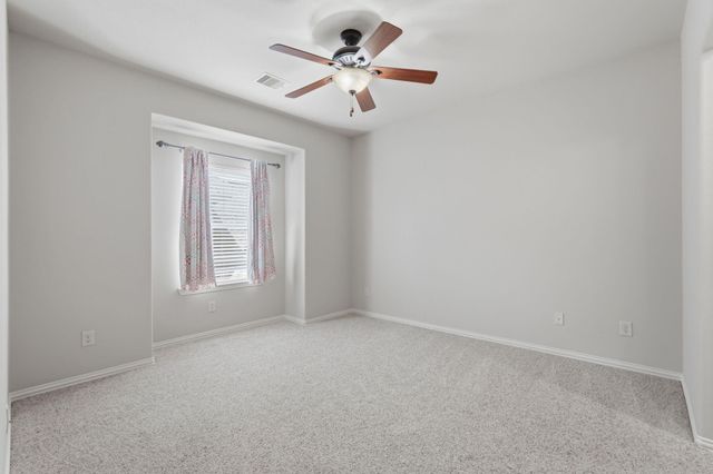 126 E Cove View Trail, The Woodlands, TX 77389
