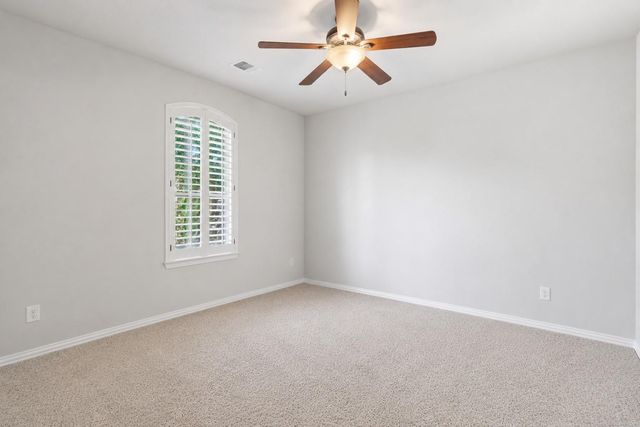 126 E Cove View Trail, The Woodlands, TX 77389