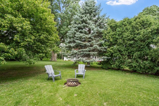 6224 Glacier Drive, North Branch, MN 55056