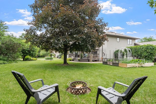 6224 Glacier Drive, North Branch, MN 55056