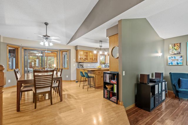 6224 Glacier Drive, North Branch, MN 55056