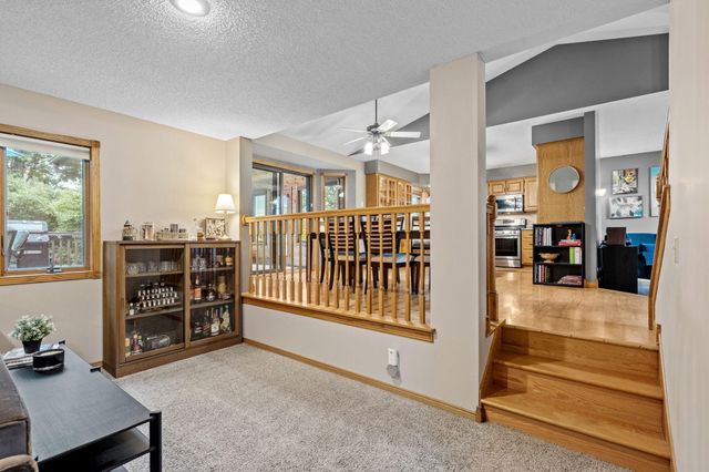 6224 Glacier Drive, North Branch, MN 55056