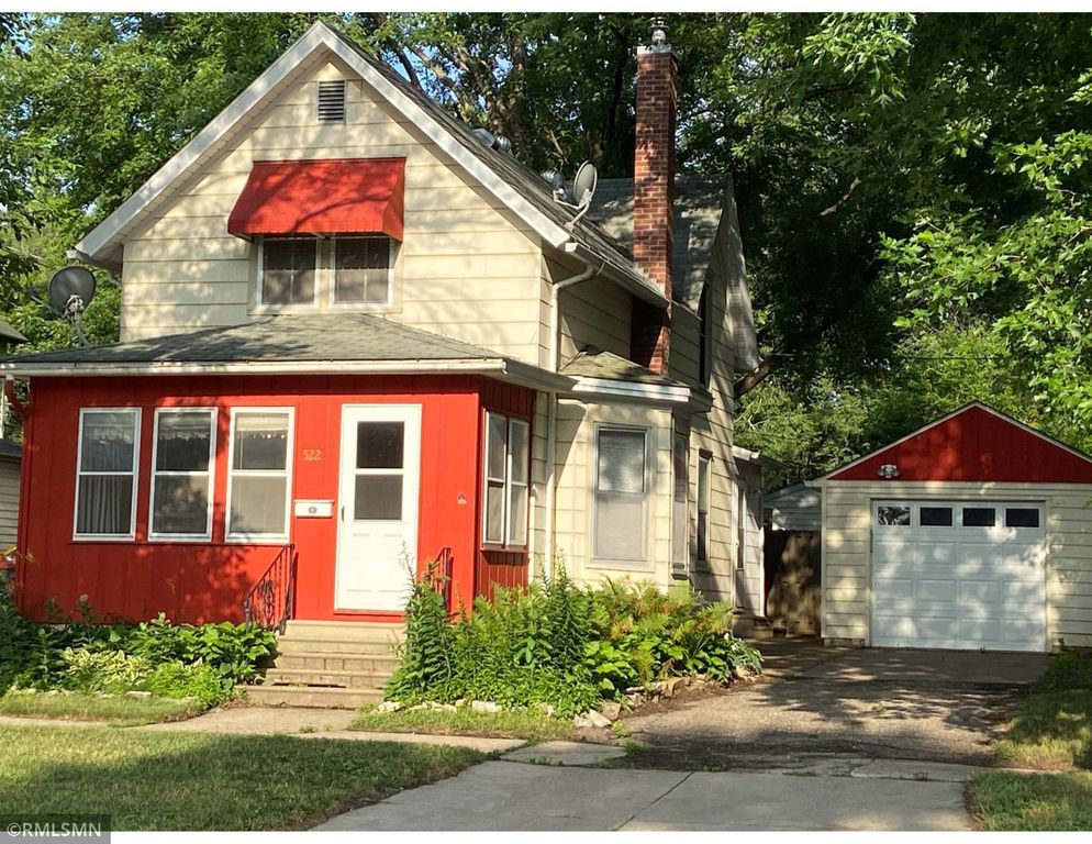 522 7th Avenue NW, Faribault, MN 55021
