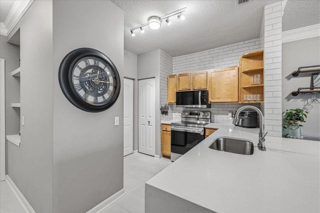 4207 S DALE MABRY HIGHWAY 8308, Tampa, FL 33611