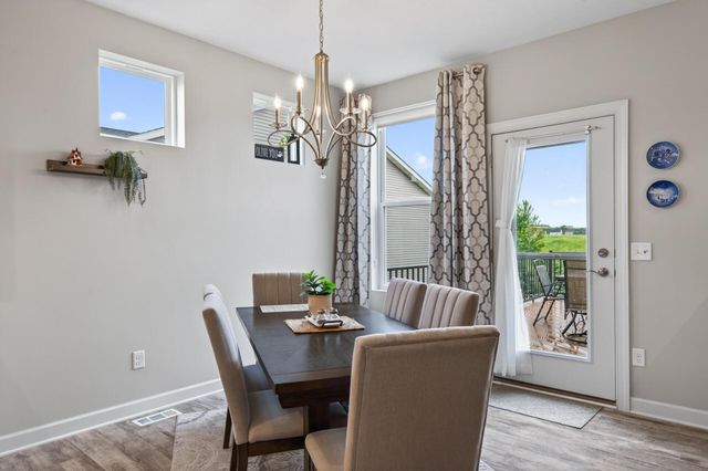 8270 Oakview Court N, Maple Grove, MN 55369