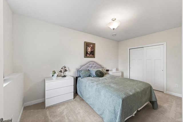 8270 Oakview Court N, Maple Grove, MN 55369