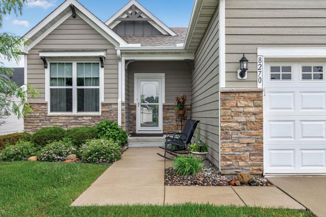 8270 Oakview Court N, Maple Grove, MN 55369