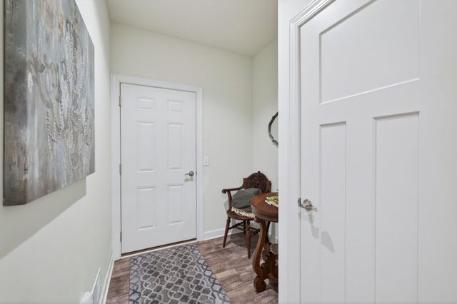 8270 Oakview Court N, Maple Grove, MN 55369
