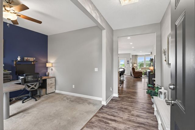 8270 Oakview Court N, Maple Grove, MN 55369