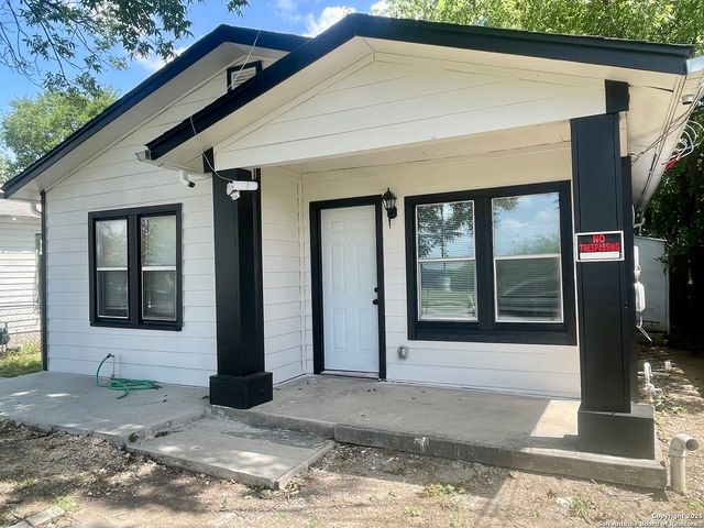 3022 EL PASO, San Antonio, TX 78207