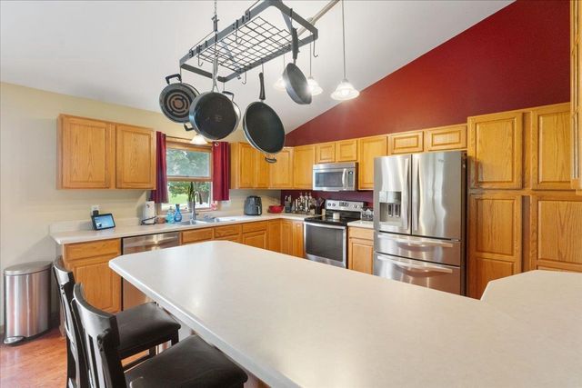 1171 Carriage Drive, Sun Prairie, WI 53590