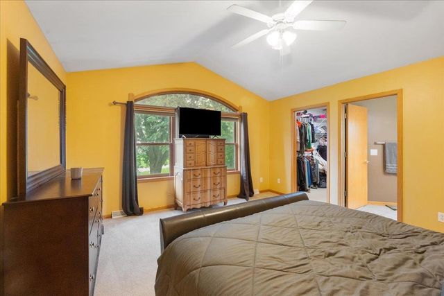 1171 Carriage Drive, Sun Prairie, WI 53590