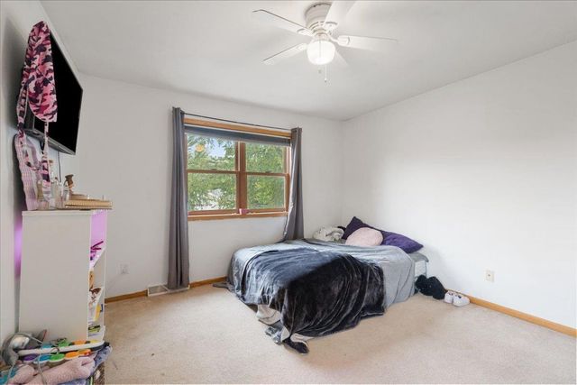 1171 Carriage Drive, Sun Prairie, WI 53590