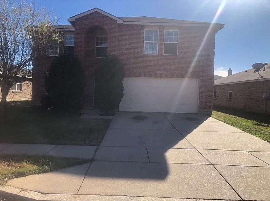 4309 Mayberry Lane, Fort Worth, TX 76123