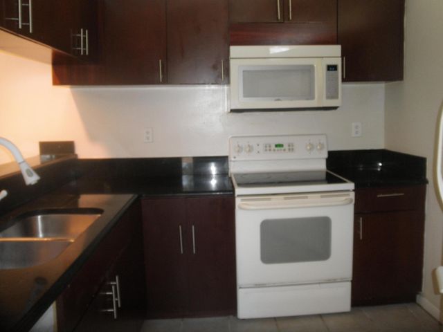 3836 Victoria Drive, West Palm Beach, FL 33406