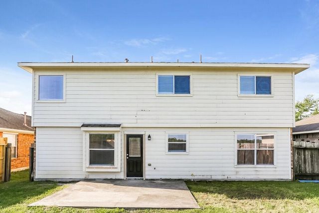 5415 Espuela Lane, Baytown, TX 77521
