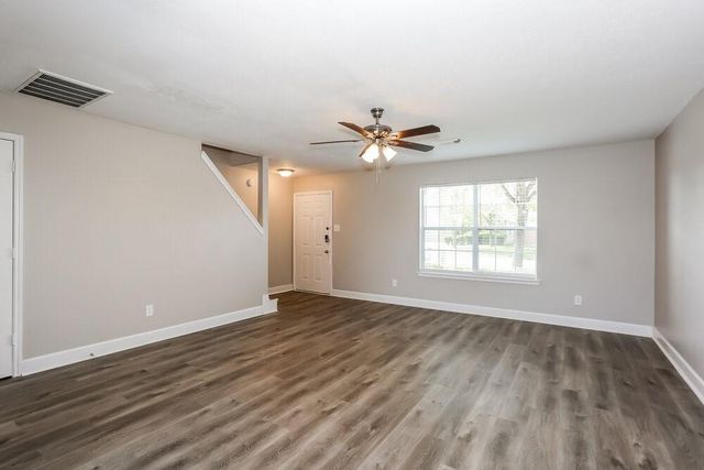 5415 Espuela Lane, Baytown, TX 77521